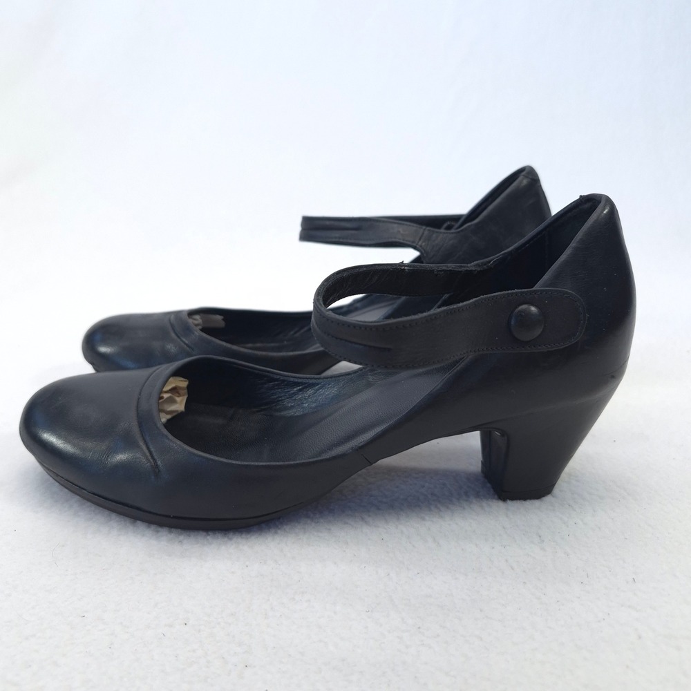 Vialis Black Leather Mary Jane Heels Buttoned Strap Round Toe Size 6 - Picture 8 of 12